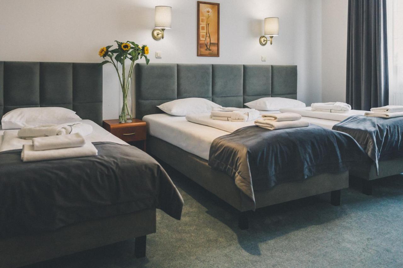 Hotel Czardasz Spa & Wellness Plock Bagian luar foto