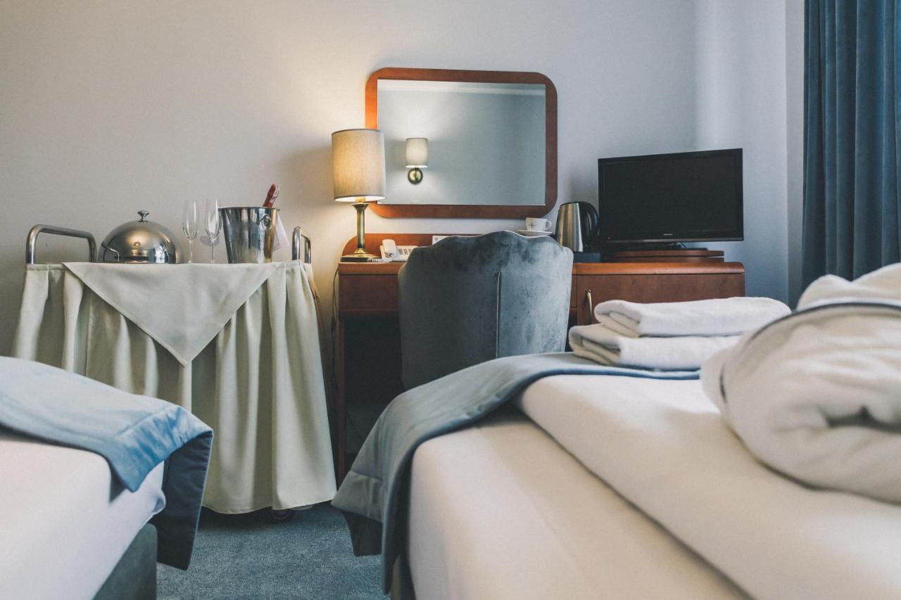 Hotel Czardasz Spa & Wellness Plock Bagian luar foto