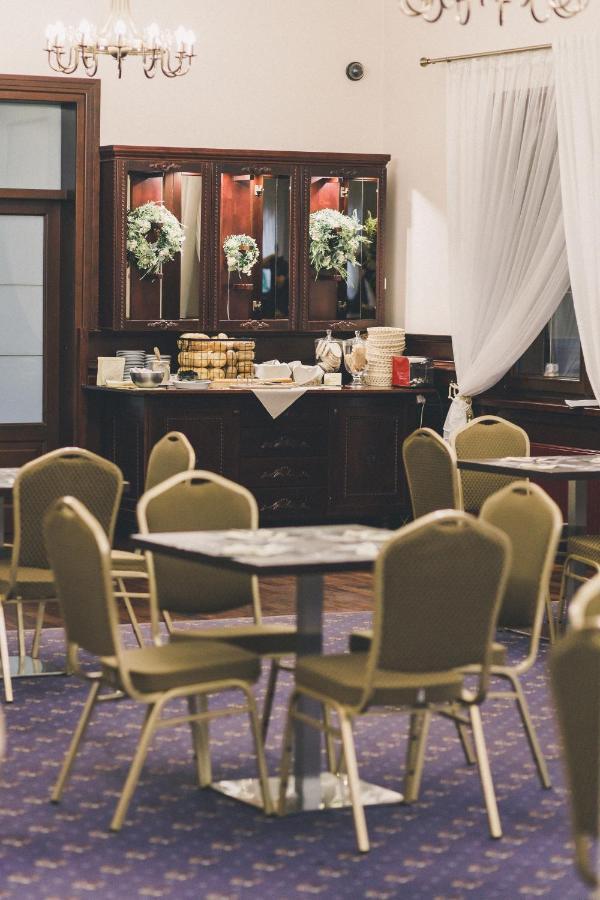 Hotel Czardasz Spa & Wellness Plock Bagian luar foto