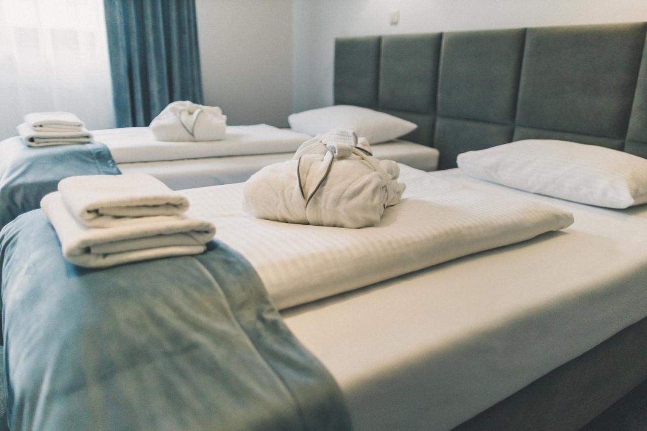 Hotel Czardasz Spa & Wellness Plock Bagian luar foto