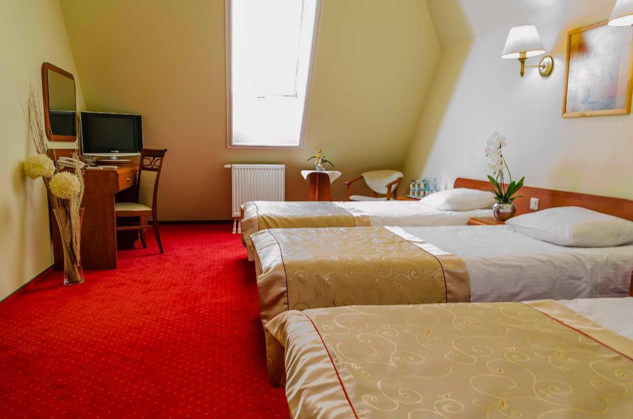 Hotel Czardasz Spa & Wellness Plock Ruang foto